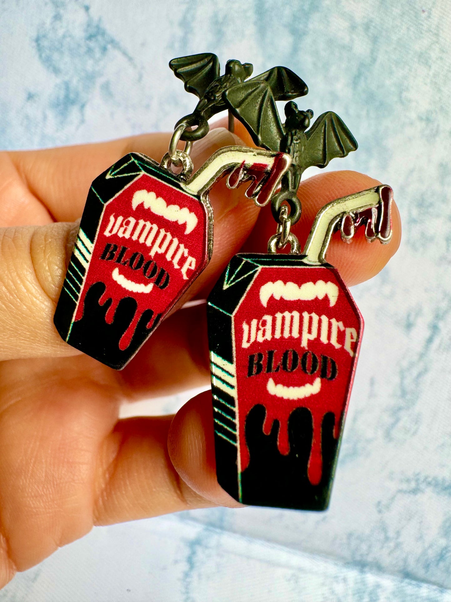 E306 Aretes Vampiro Ataúd Murciélago Halloween