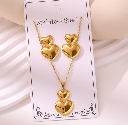 C1583 Conjunto de collar y aretes dorado acero inoxidable 24cm largo 3cm dije
