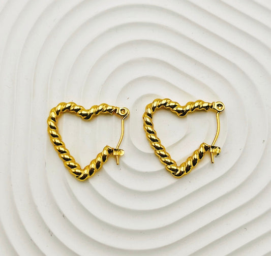 E5419 Aretes corazón dorado acero inoxidable