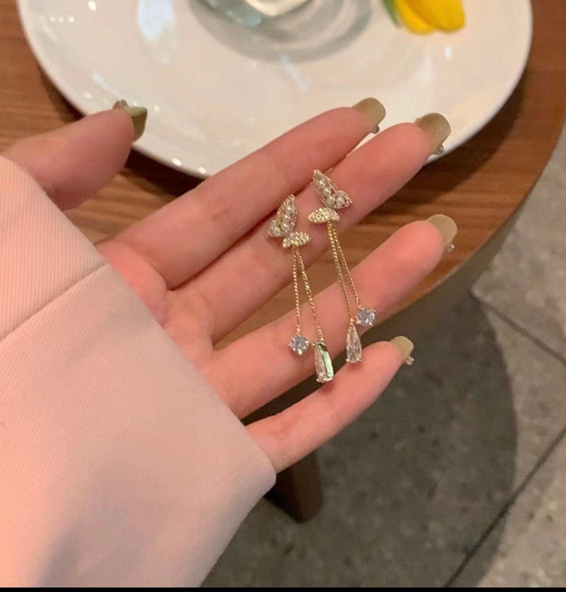 E5173 Aretes mariposa brillante aleacion 5cm