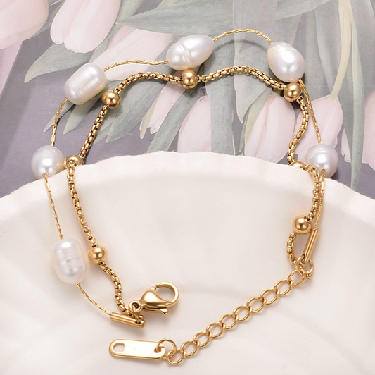 B603 Pulsera elegante perlas colgantes doradas acero inoxidable 19cm