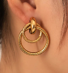 J589 Aretes aro dorado acero de titanio 4cm