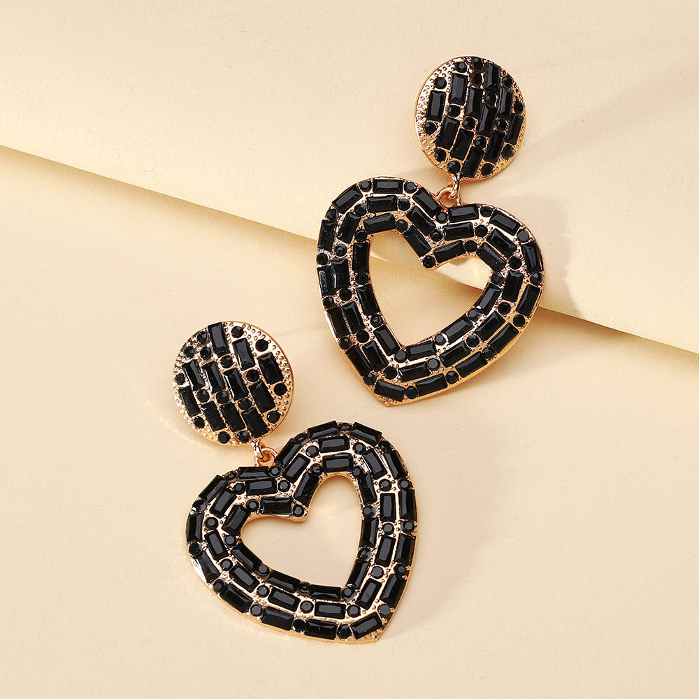 E7216 Aretes corazón negro brillante elegante de fiesta aleacion 5cm