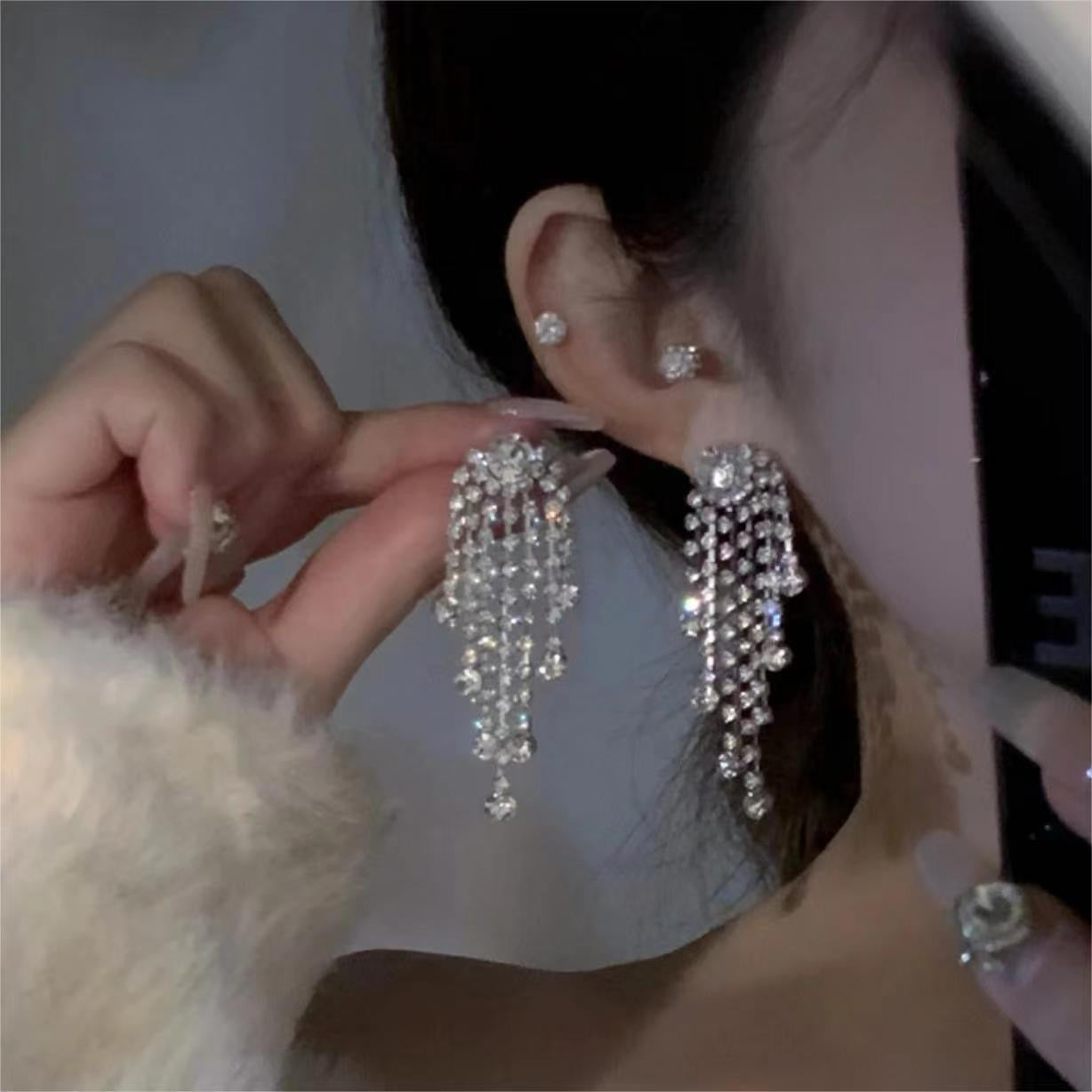 E4490  Aretes cortina diamantes aleacion 4cm