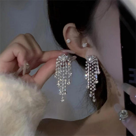 E4490  Aretes cortina diamantes aleacion 4cm
