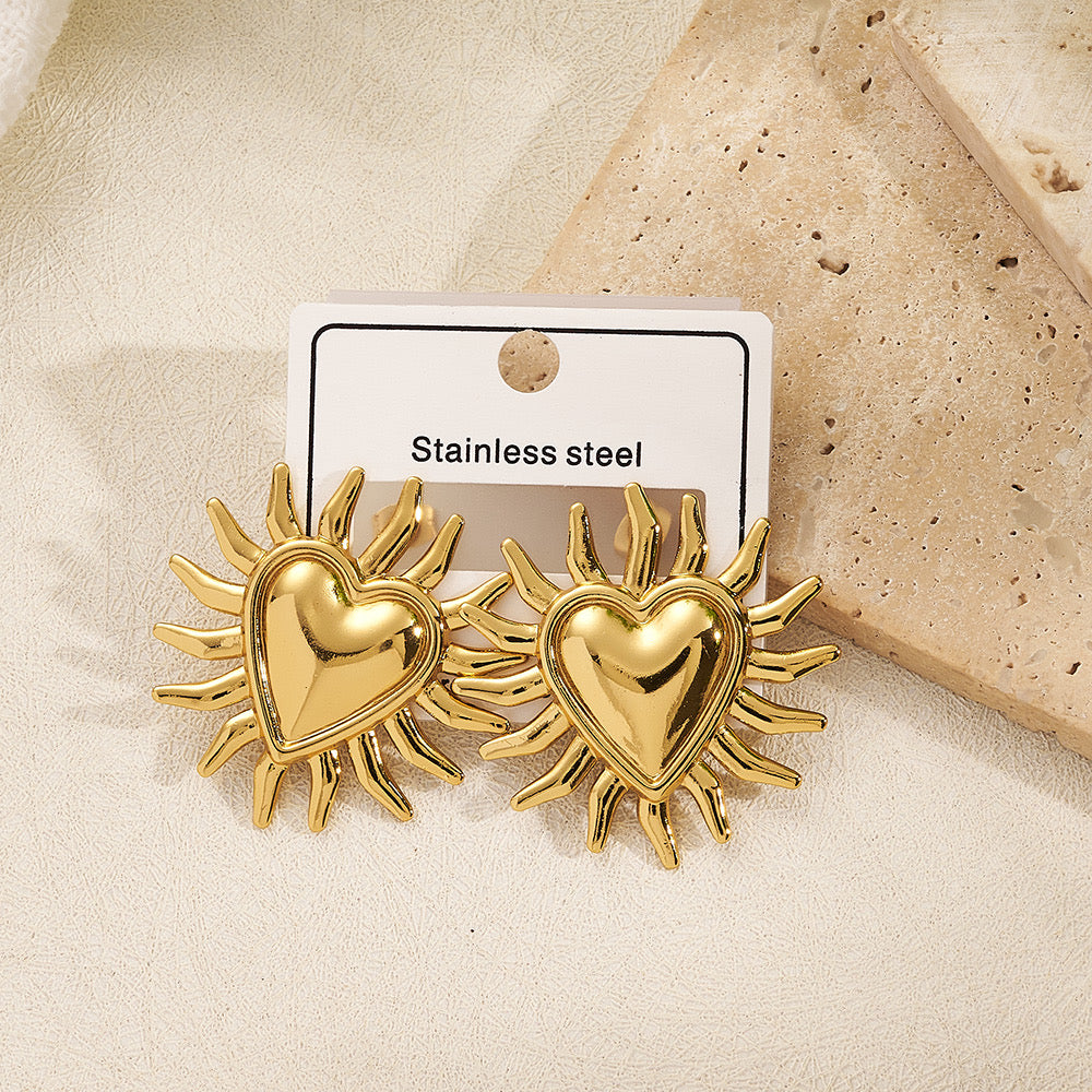 E5075 Aretes sol en forma de corazón dorado acero inoxidable 4cm