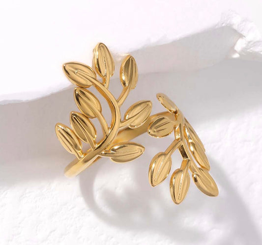 A528 Anillo hojas doradas acero inoxidable chapado en oro de 18k abierto