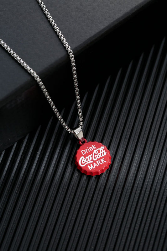C785 Collar taparosca de coca cola hombre 32cm largo 5cm dije aleacion