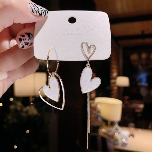 E5838 Aretes asimétricos corazón doble blanco  colgante aleacion 7cm