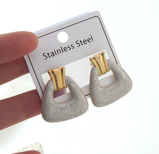 E7034 Aretes triangulo colgante acero inoxidable 4cm
