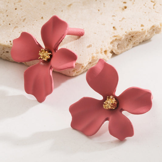 E4913 Aretes flor rosa esmaltado aleacion 2cm