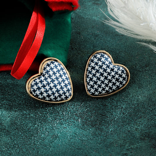 E3437 Aretes corazon tela cuadros aleacion 3cm