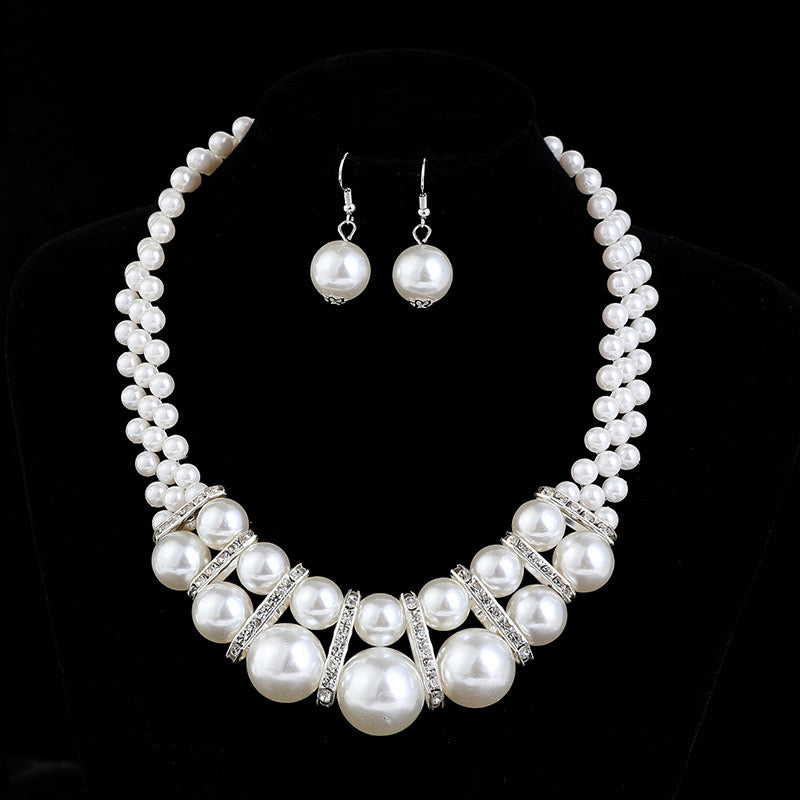C1615 Conjunto incluye collar aretes perlas collar 18cm aretes 3.5cm