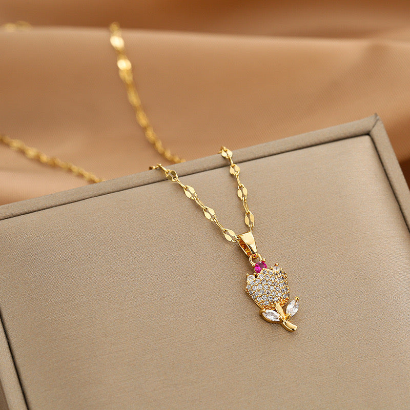 C562 Collar tulipan acero inoxidable chapado en oro 18k dije cobre largo 23cm dije 2cm