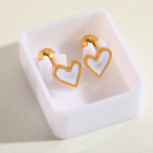E3732 Aretes corazón blanco acero inoxidable chapado en oro de 18k .5cm