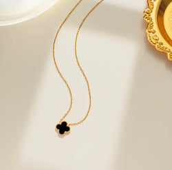 C683 Collar trebol acero inoxidable chapado en oro 18k largo 21cm dije 1cm