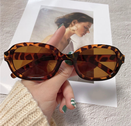 Lent17 lentes de sol PC UV400 Cuadrado  animal print  de mujer