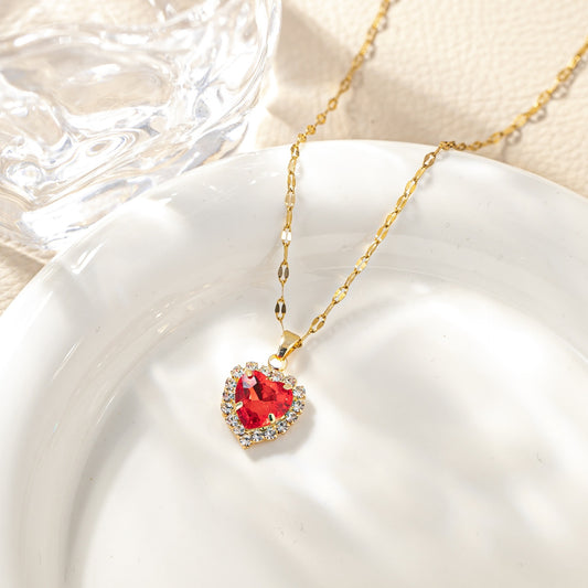 C726R Collar corazon de cristal rojo acero de titanio 22cm largo 2cm dije