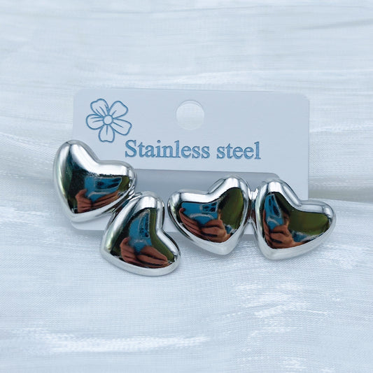 E7285 Aretes corazon plateados acero inoxidable 2cm