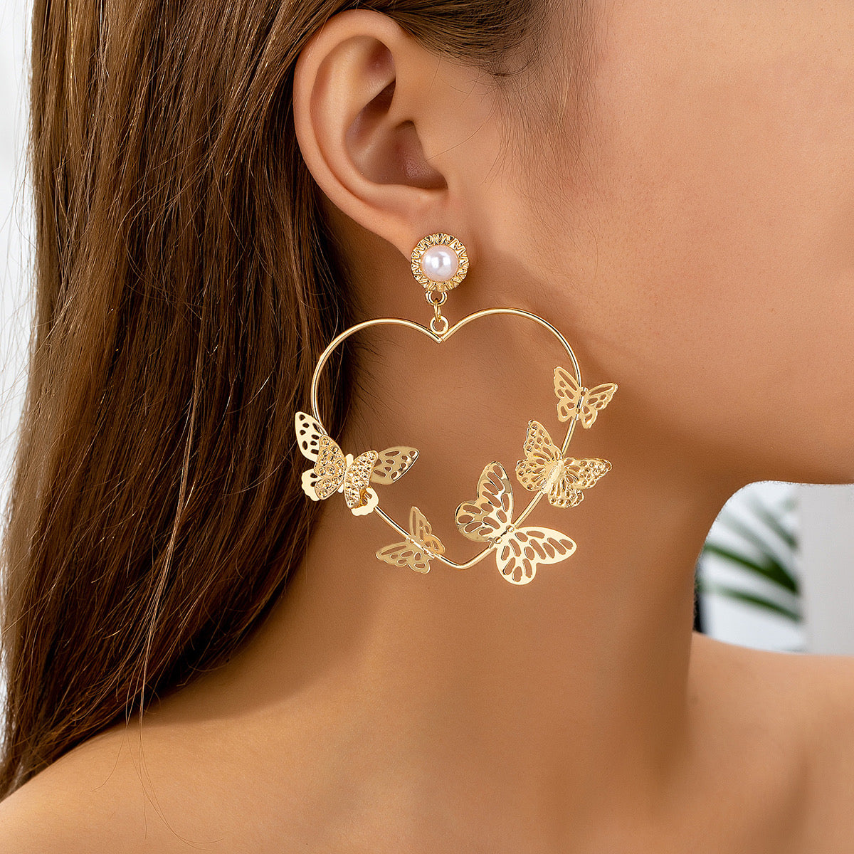 E4589 Aretes corazon mariposa aleacion 6cm