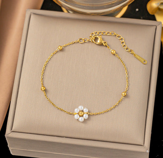 B850 Pulsera dorada flor blanca Acero inoxidable 21cm