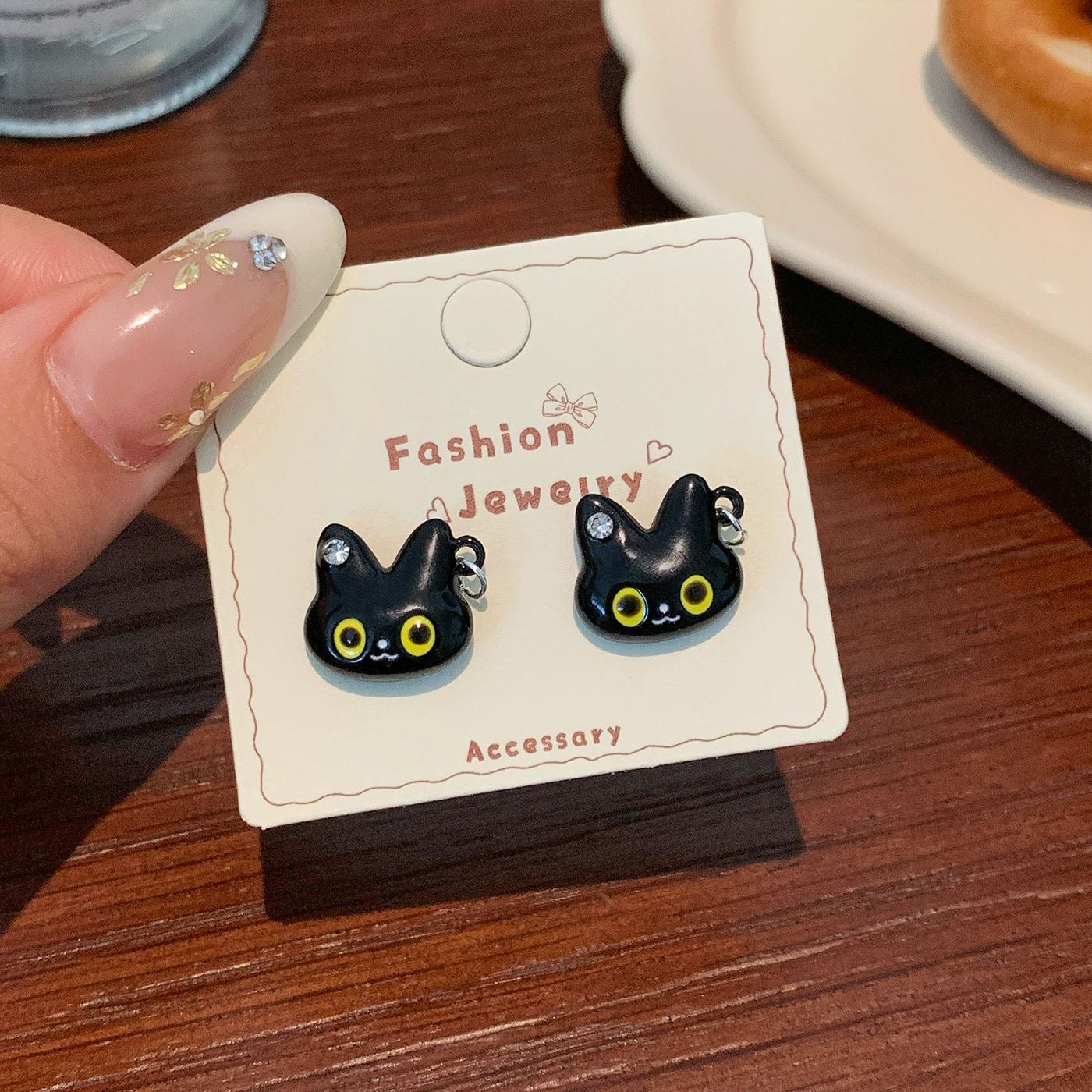 E5825 aretes gato negro aleacion 2cm