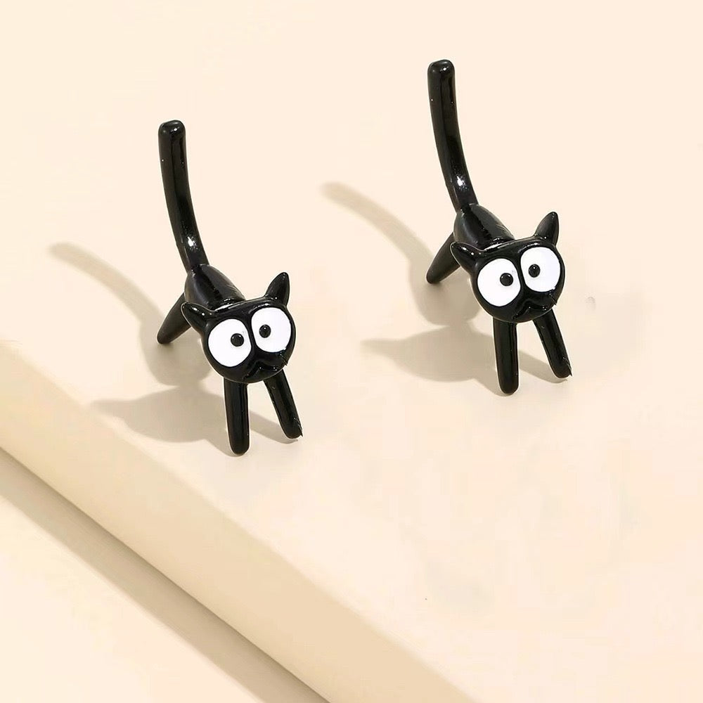 E4068 aretes gato negro aleacion esmaltado 2cm