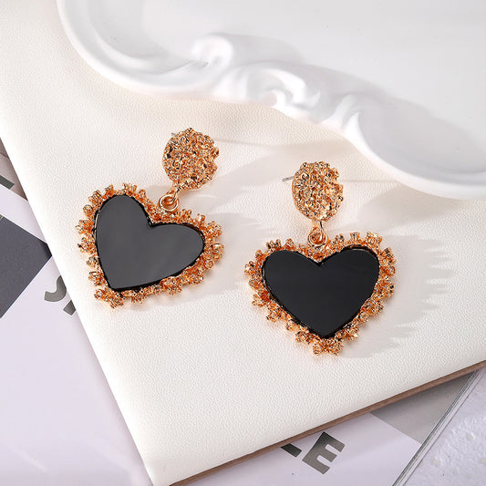 243 aretes corazón negro  aleacion