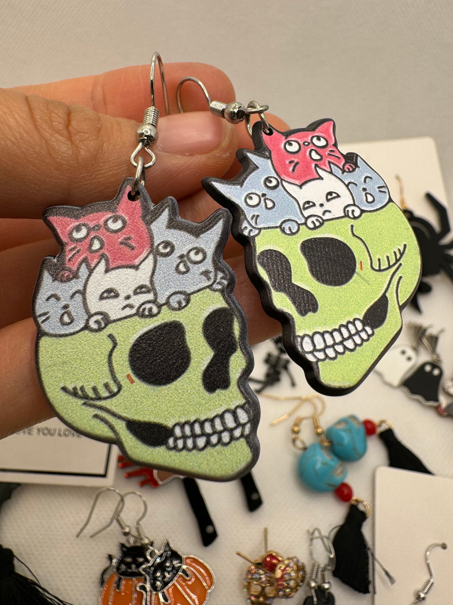 E547 Aretes Cráneo Gatos Halloween