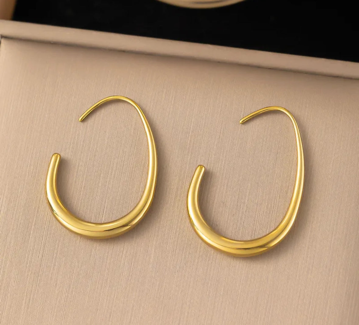 E3150 Aretes Aros tipo arracada acero de titanio 4cm