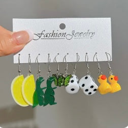 E2283 Conjunto aretes incluye 5 pares acrilico 5cm