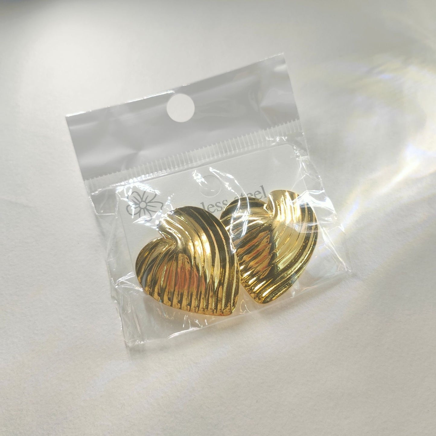 E5030 Aretes corazón dorado acero inoxidable 3cm