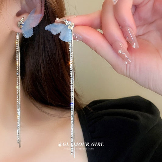 E3381 Aretes mariposas colgantes de fiesta brillante poste de plata 11cm