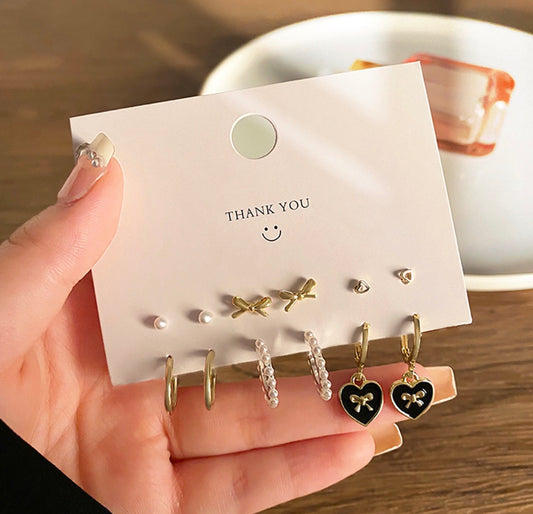 E5123 Conjunto de aretes dorados perlas aleacion 2cm