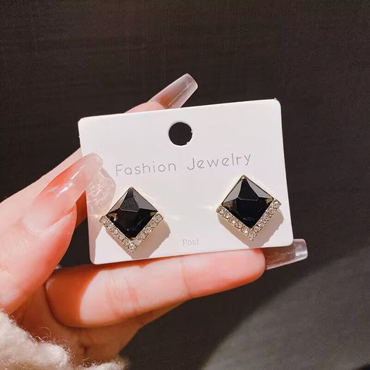 E3886 Aretes cuadro negro poste de plata 2cm