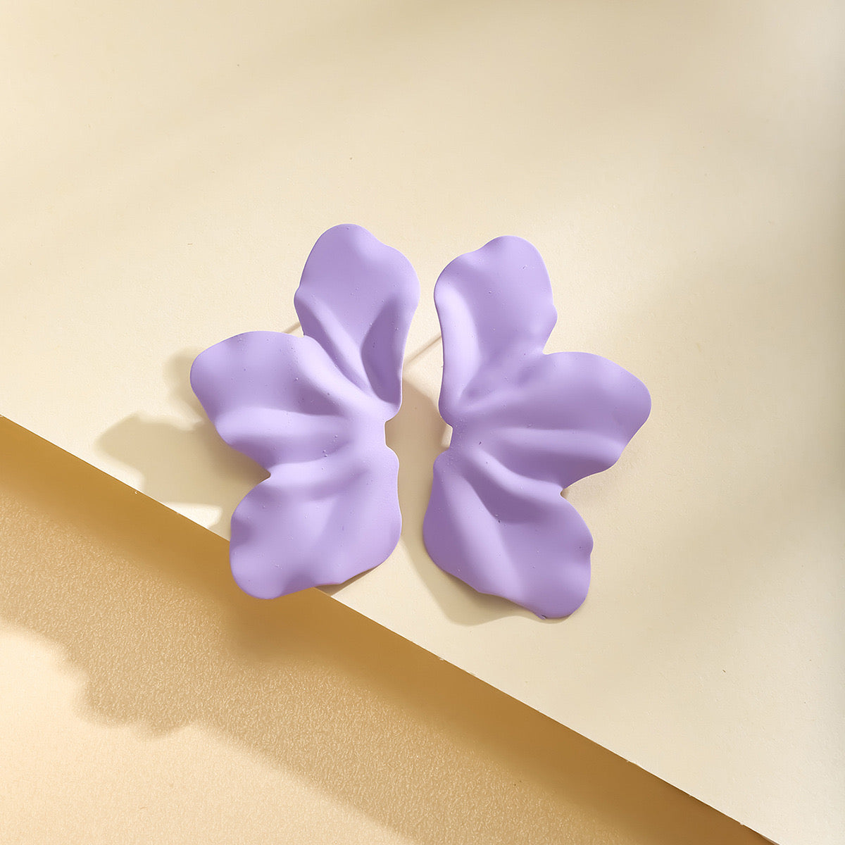 E4569P Aretes petalo aleación 5cm