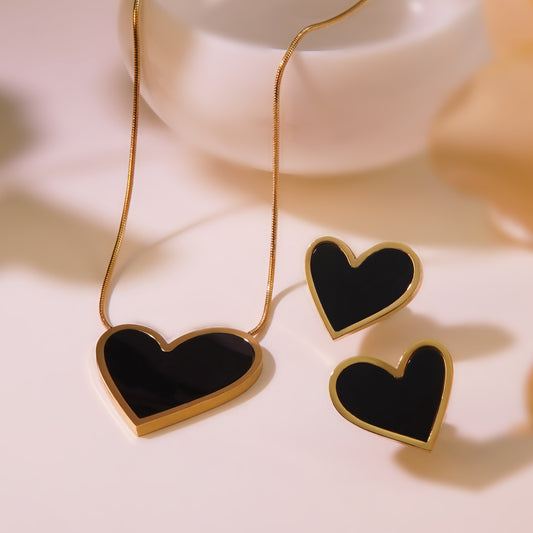 C837 conjunto de collar aretes corazón negro acero inoxidable chapado en oro de 18k 22cm largo 2.5cm dije 1.5cm aretes