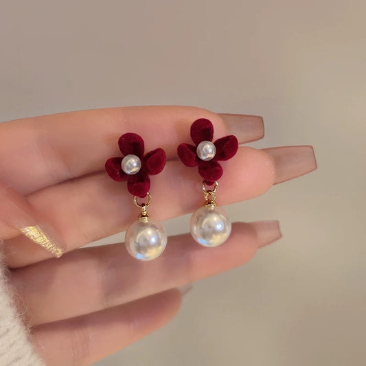 E4960 Aretes flor de gamuza perla colgante aleacion 2cm