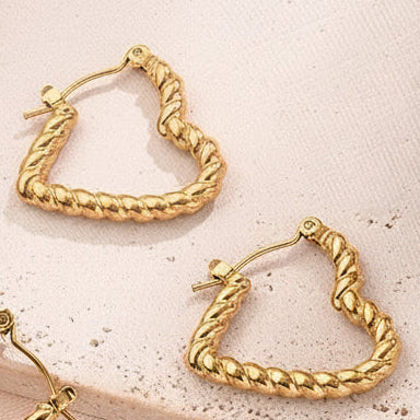 E4723 Aretes corazón dorado acero inoxidable chapado en oro de 18k 2cm