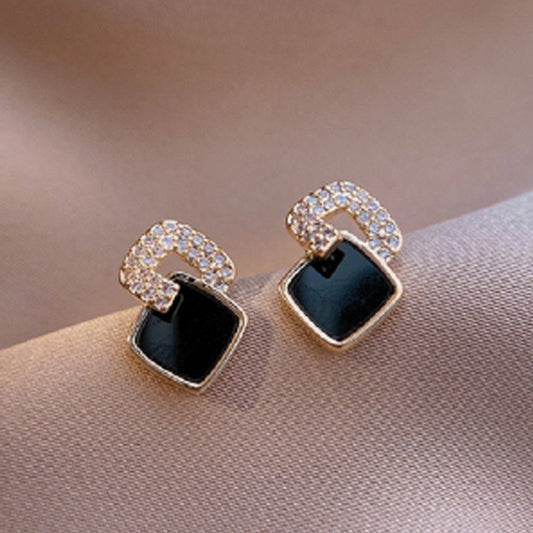 E2037 Aretes cuadro negro zirconia chicos