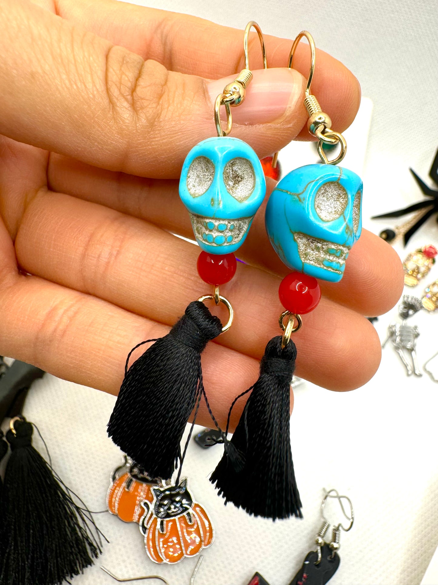 E266 Aretes Calavera Azul Borla Halloween