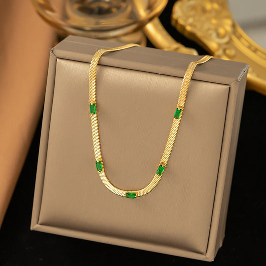 C819 Collar dorado cristal verde acero inoxidable chapado en oro de 18k 19cm