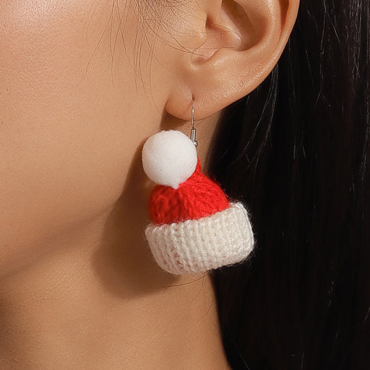E4072R Aretes gorro de navidad tejido 6cm