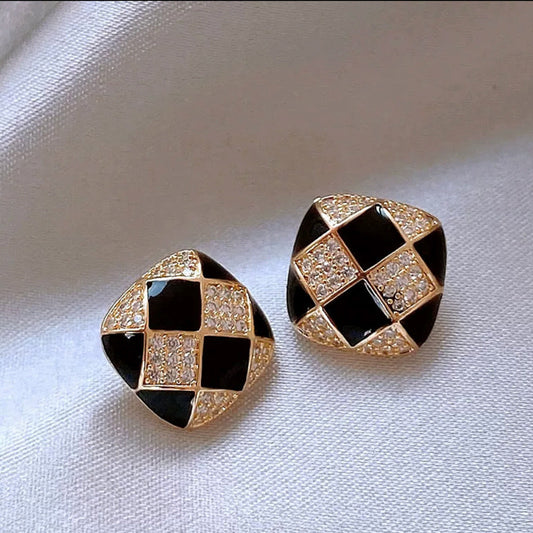 E2856 Aretes cuadro diseño ajedrez 1.5cm poste de plata