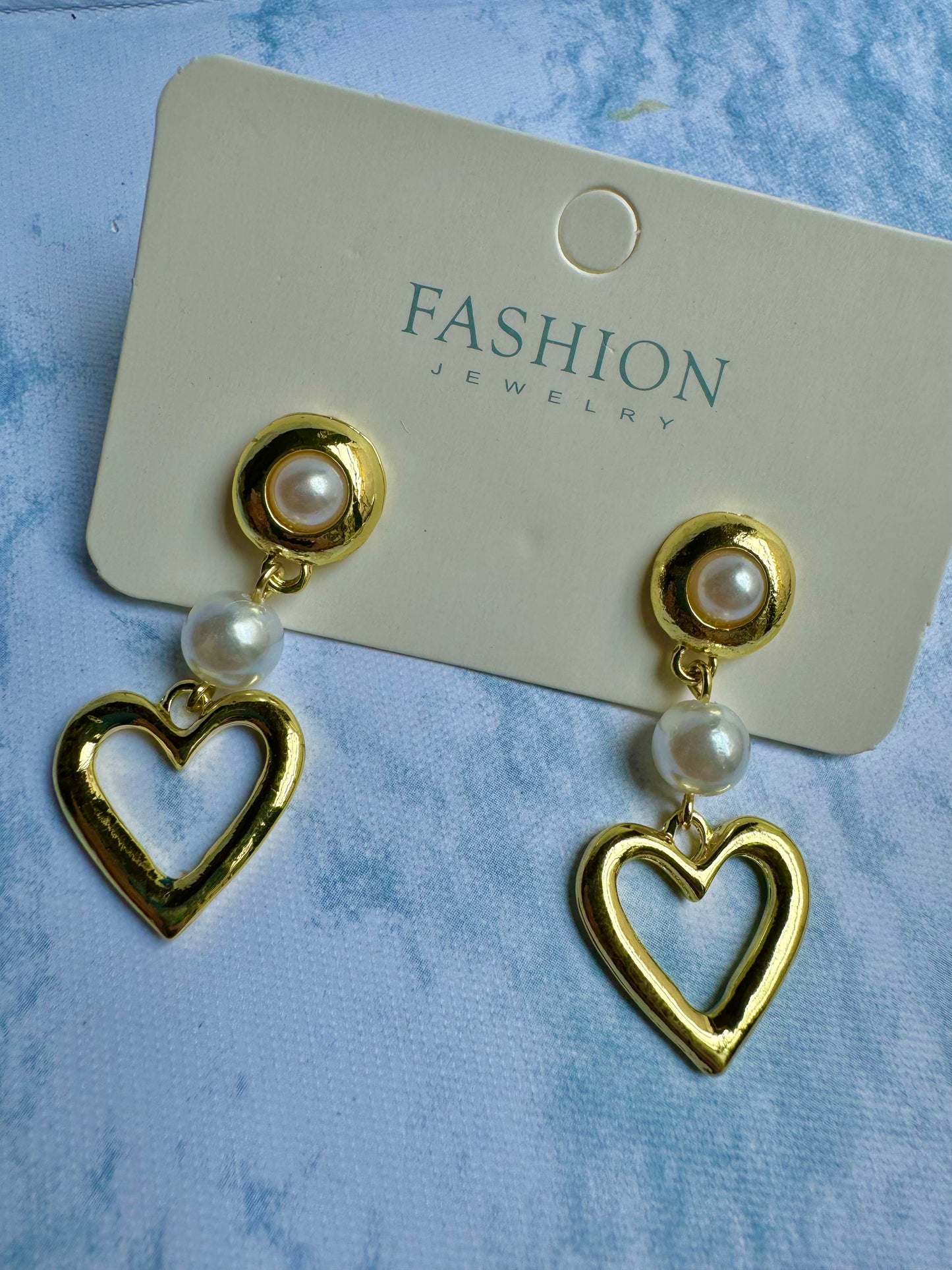 E121 Aretes corazón colgante perla aleación poste de plata 4cm