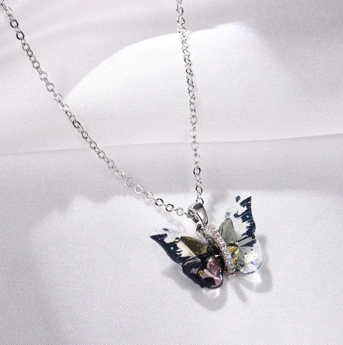 C904 Collar mariposa acero titanio 22cm largo 1.7dije