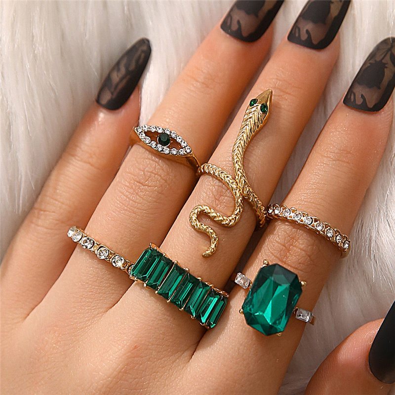 A610 Conjunto de anillos aleacion se envían exactamente los de la foto (todos) medidas variadas para todos los dedos 6.7 cm