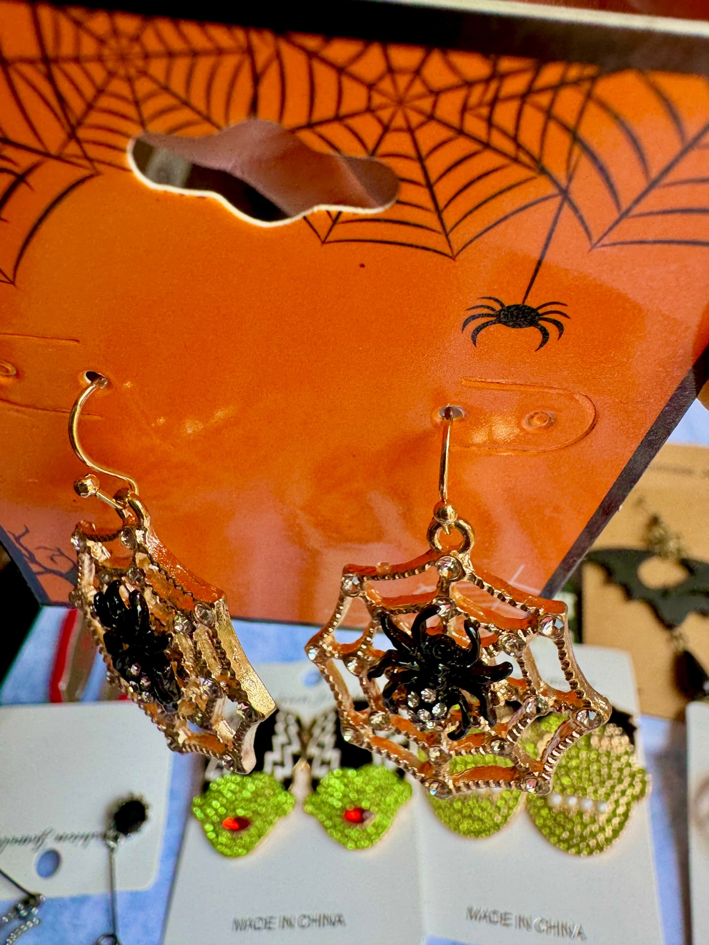 E334 Aretes Araña Halloween