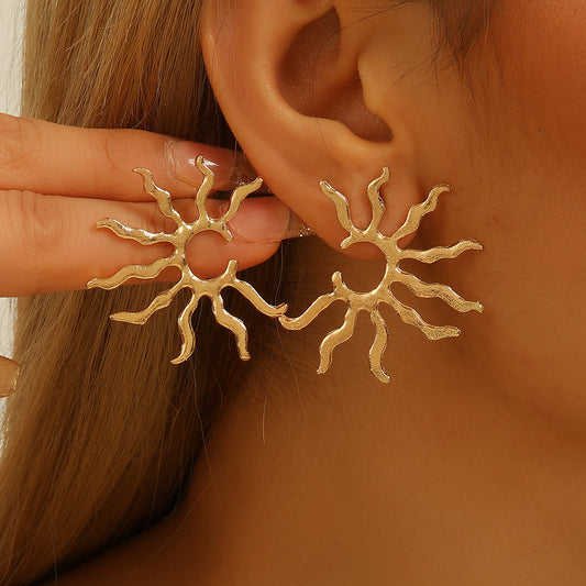 E4164 aretes sol dorado aleacion 1.3cm