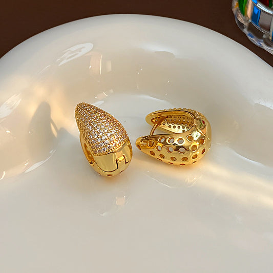 E3482 Aretes gota dorada incrustacion cobre zirconia 2cm